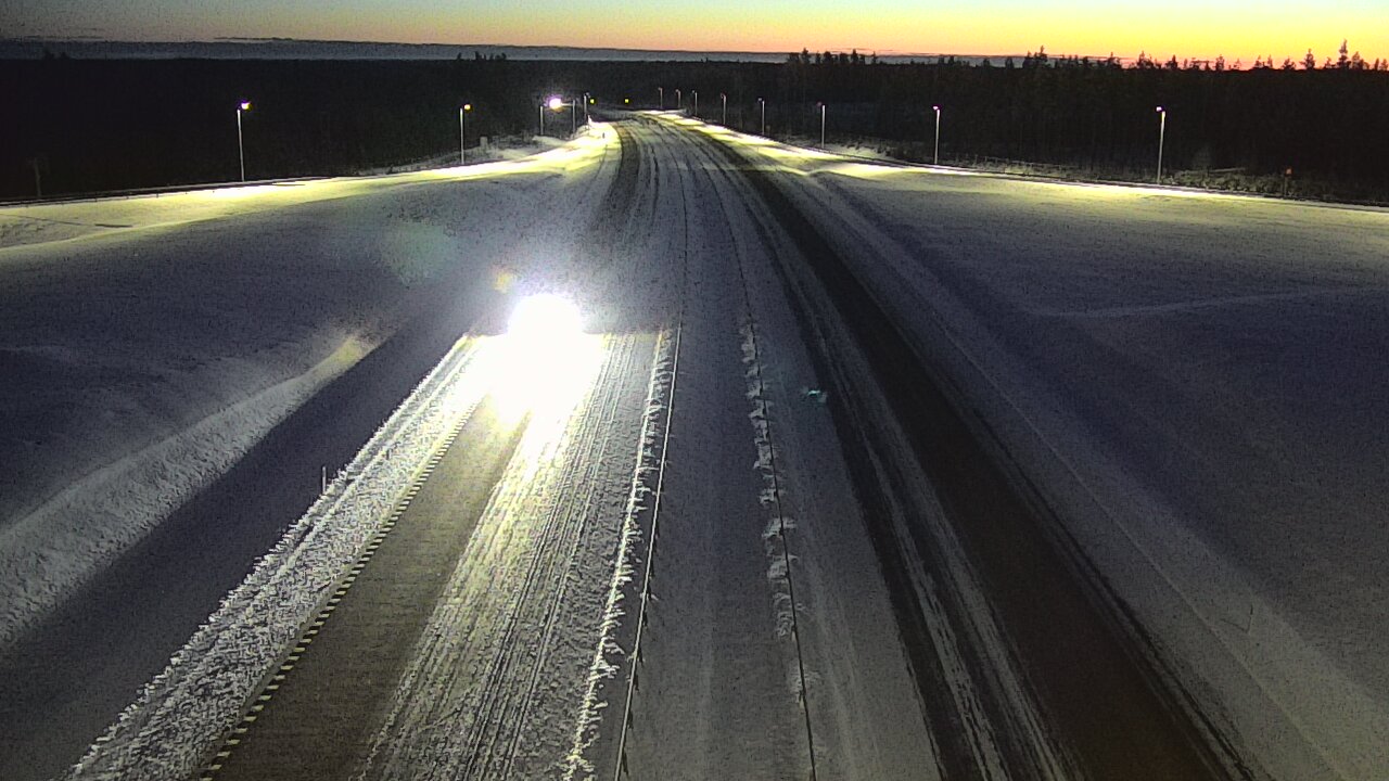 Weather Camera Image Väg 7 Vederlax, Saarasjärvi, Virolahti, Kymenlaakso