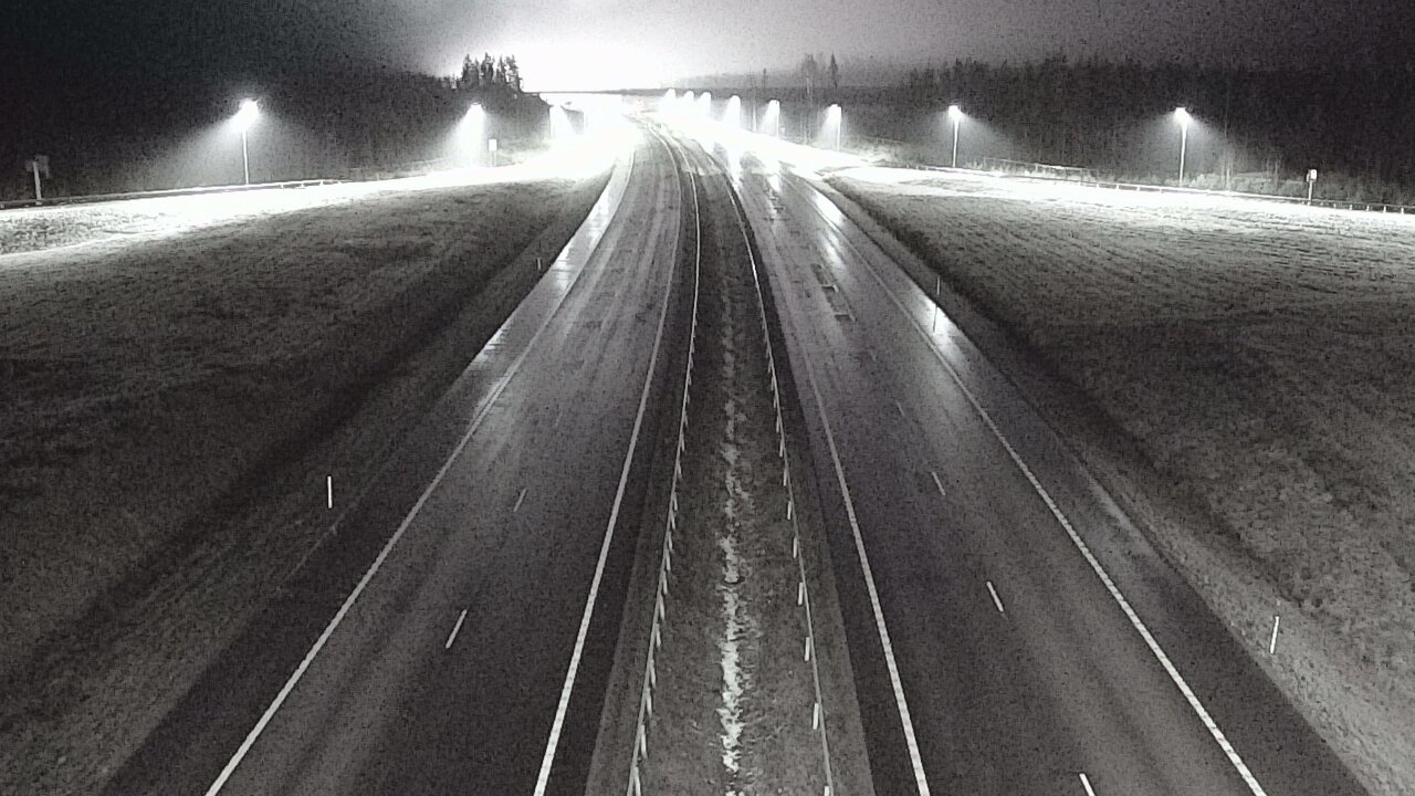 Weather Camera Image Väg 7 Vederlax, Saarasjärvi, Virolahti, Kymenlaakso