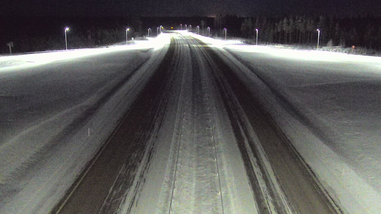 Weather Camera Image Väg 7 Vederlax, Saarasjärvi, Virolahti, Kymenlaakso