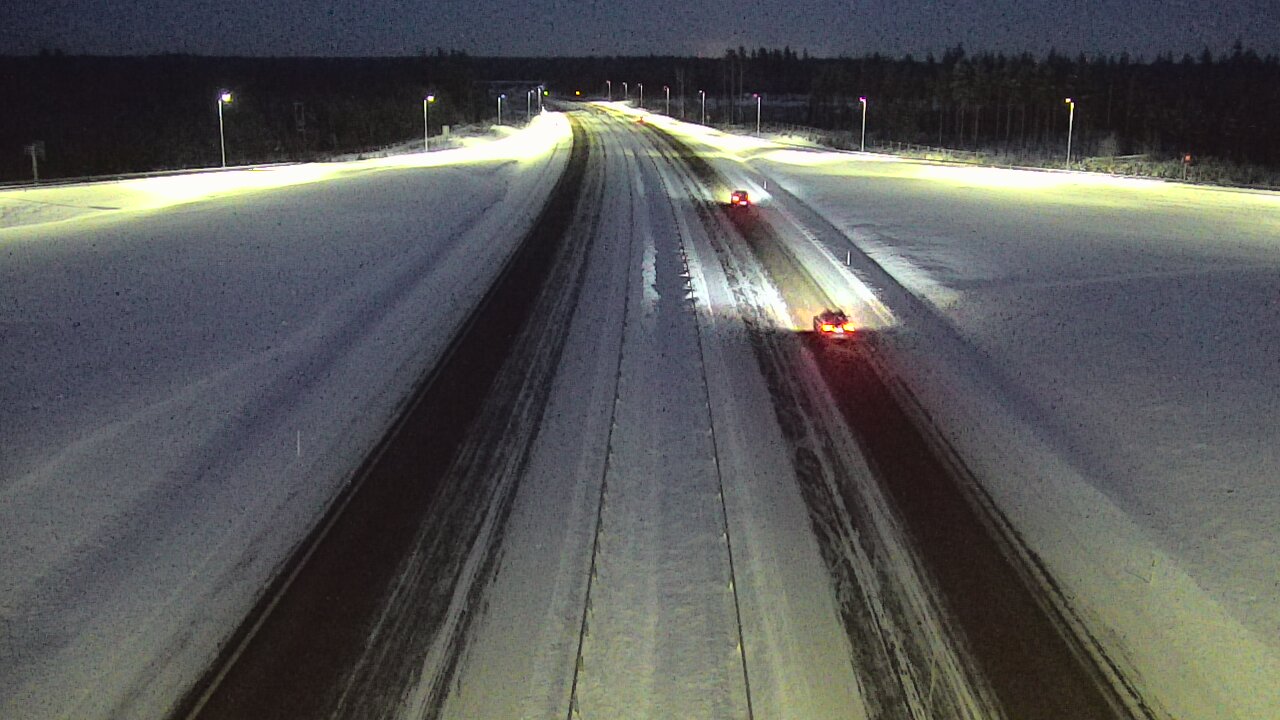Weather Camera Image Väg 7 Vederlax, Saarasjärvi, Virolahti, Kymenlaakso