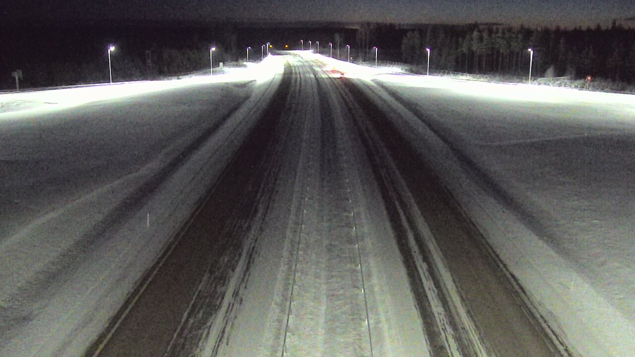 Weather Camera Image Väg 7 Vederlax, Saarasjärvi, Virolahti, Kymenlaakso