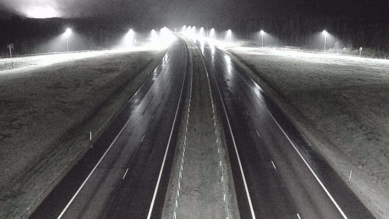 Weather Camera Image Väg 7 Vederlax, Saarasjärvi, Virolahti, Kymenlaakso