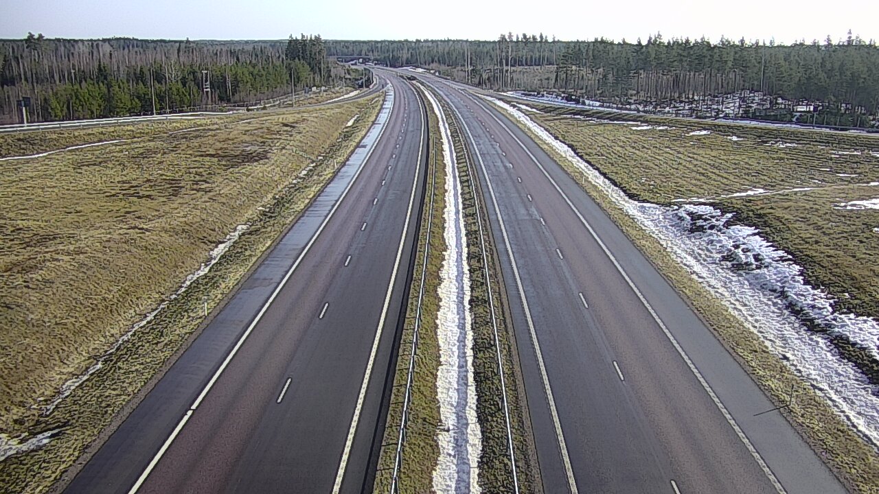 Weather Camera Image Road 7 Virolahti, Saarasjärvi, Virolahti, Kymenlaakso