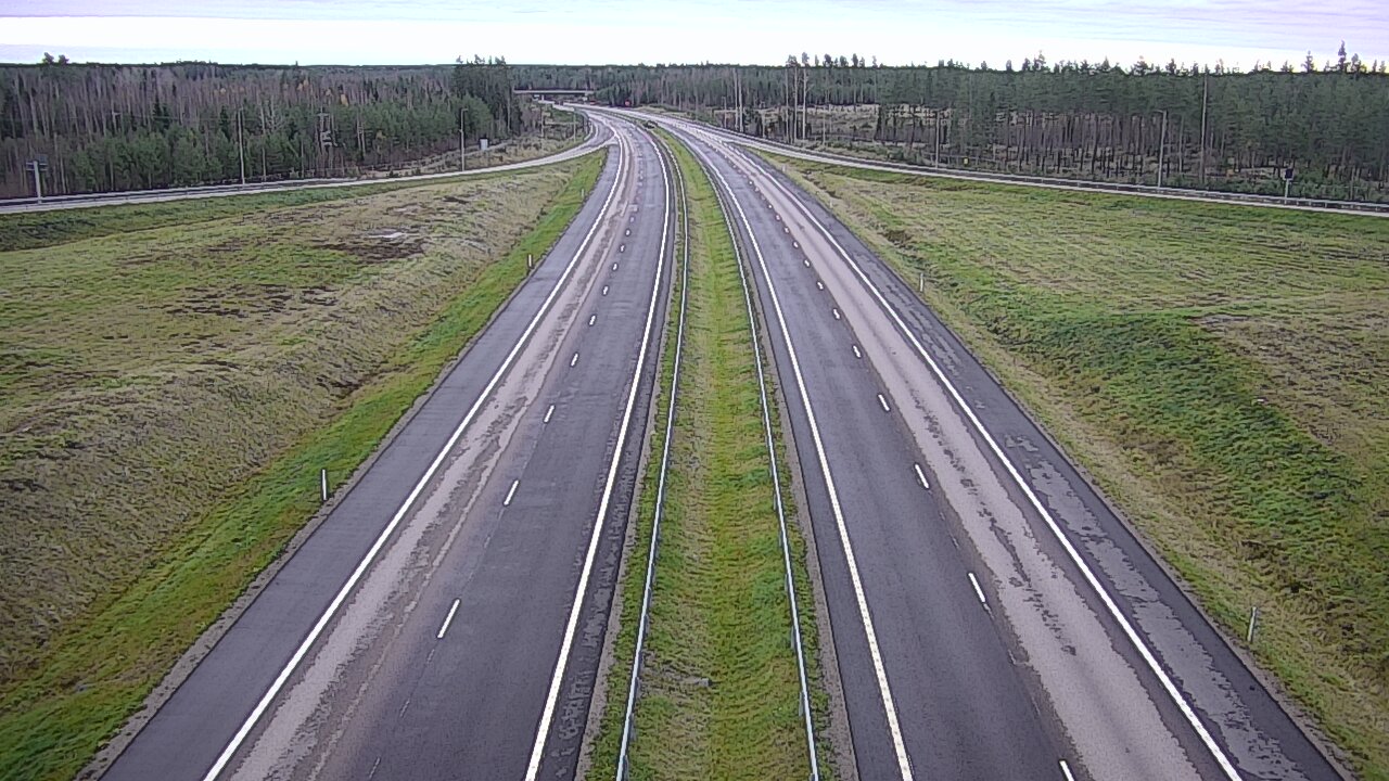 Weather Camera Image Väg 7 Vederlax, Saarasjärvi, Virolahti, Kymenlaakso