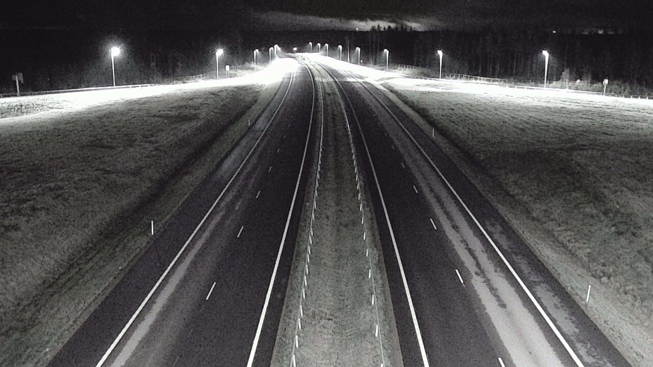 Weather Camera Image Väg 7 Vederlax, Saarasjärvi, Virolahti, Kymenlaakso