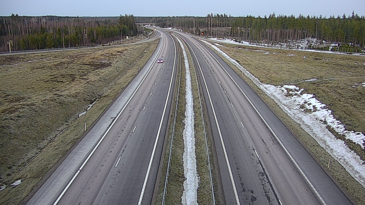 Weather Camera Image Road 7 Virolahti, Saarasjärvi, Virolahti, Kymenlaakso