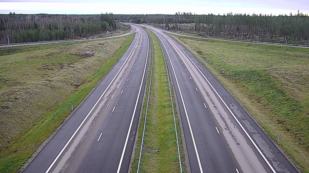 Weather Camera Image Väg 7 Vederlax, Saarasjärvi, Virolahti, Kymenlaakso