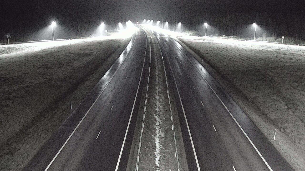 Weather Camera Image Väg 7 Vederlax, Saarasjärvi, Virolahti, Kymenlaakso