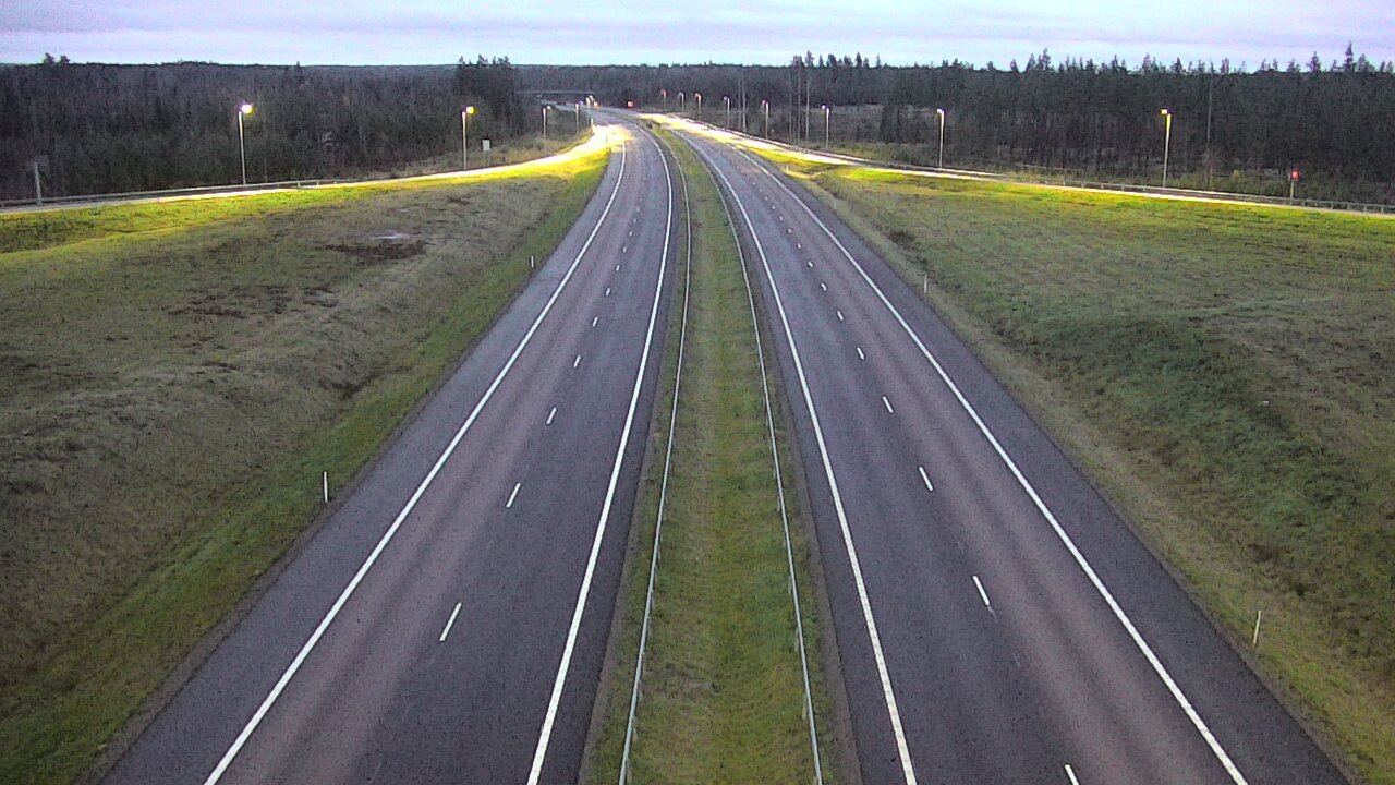 Weather Camera Image Väg 7 Vederlax, Saarasjärvi, Virolahti, Kymenlaakso
