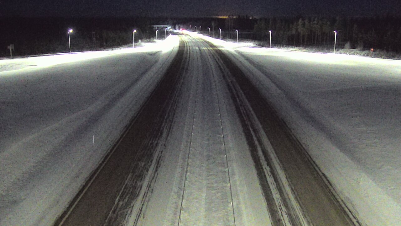 Weather Camera Image Väg 7 Vederlax, Saarasjärvi, Virolahti, Kymenlaakso