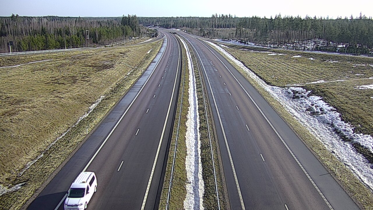 Weather Camera Image Väg 7 Vederlax, Saarasjärvi, Virolahti, Kymenlaakso