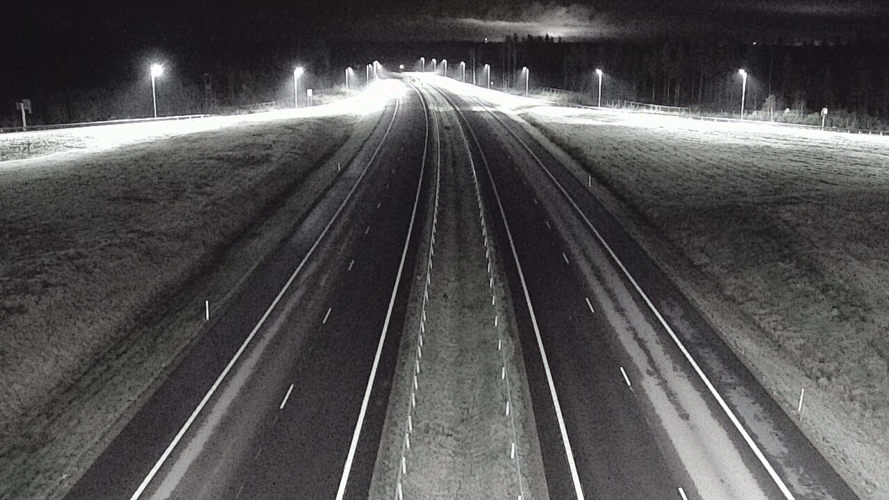 Weather Camera Image Väg 7 Vederlax, Saarasjärvi, Virolahti, Kymenlaakso