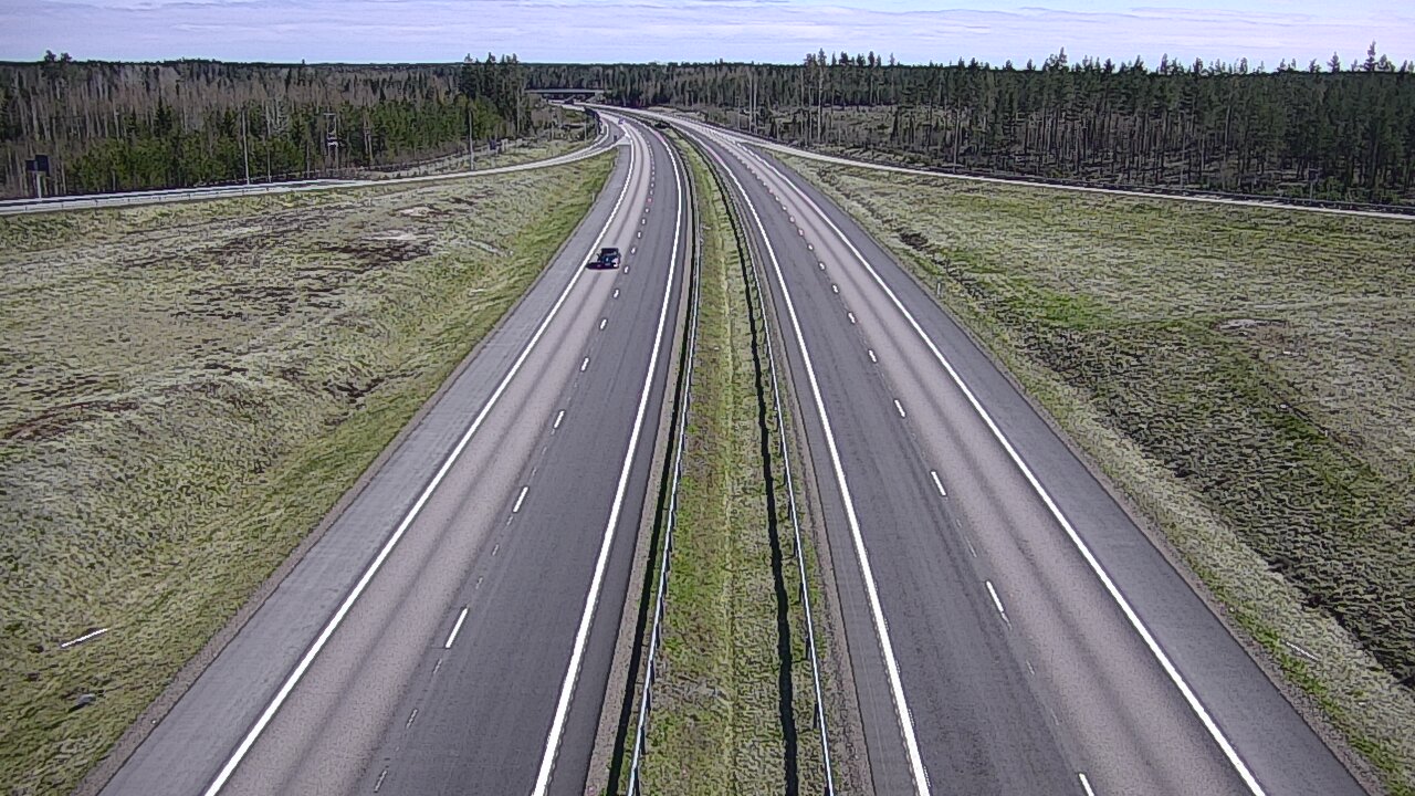 Weather Camera Image Väg 7 Vederlax, Saarasjärvi, Virolahti, Kymenlaakso