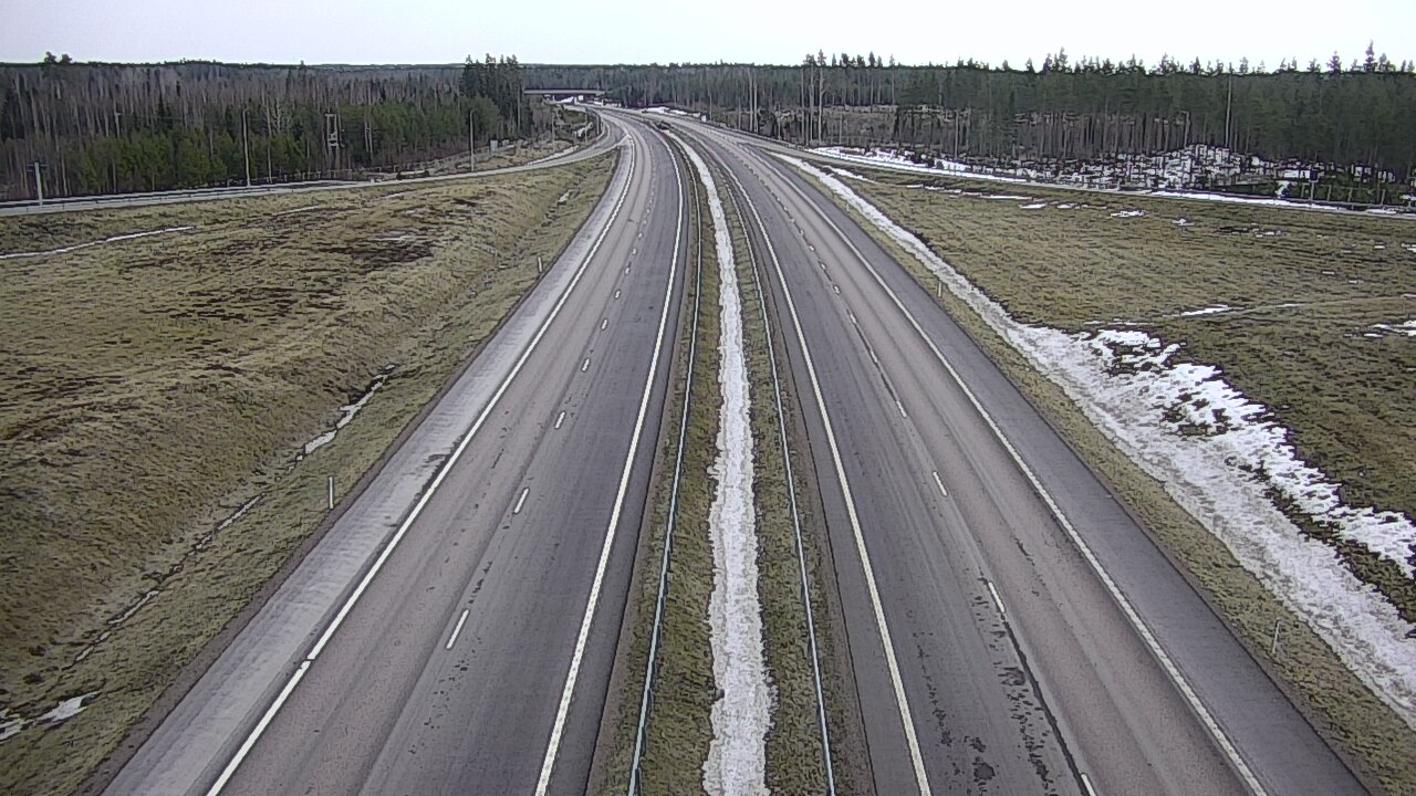 Weather Camera Image Väg 7 Vederlax, Saarasjärvi, Virolahti, Kymenlaakso