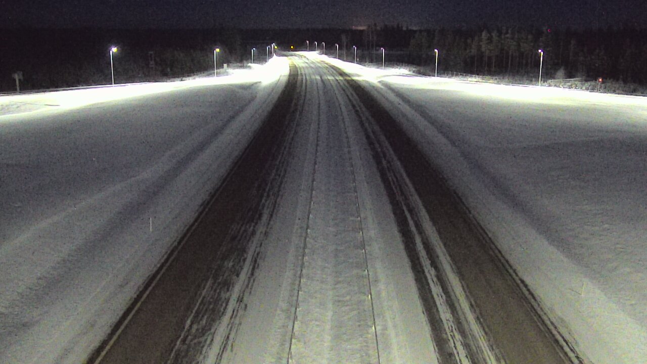 Weather Camera Image Väg 7 Vederlax, Saarasjärvi, Virolahti, Kymenlaakso