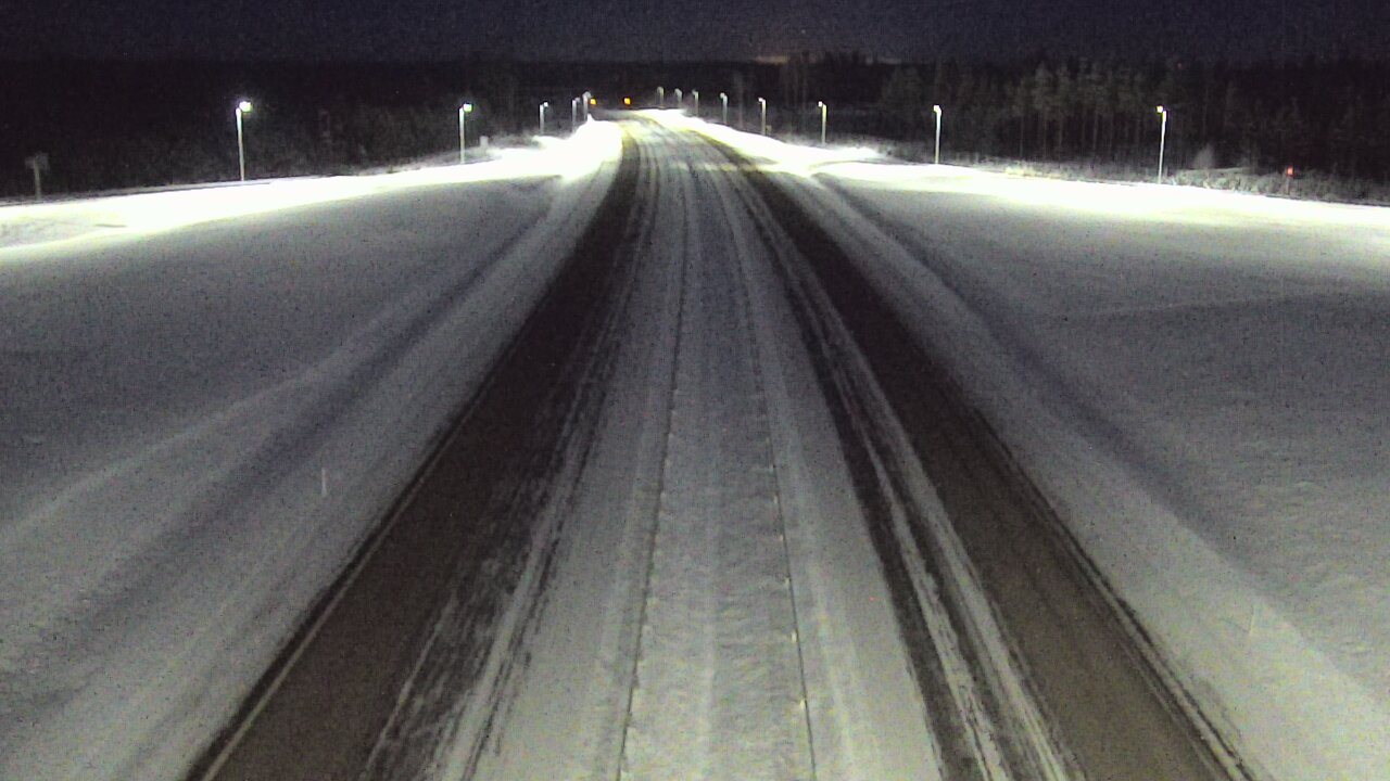 Weather Camera Image Väg 7 Vederlax, Saarasjärvi, Virolahti, Kymenlaakso