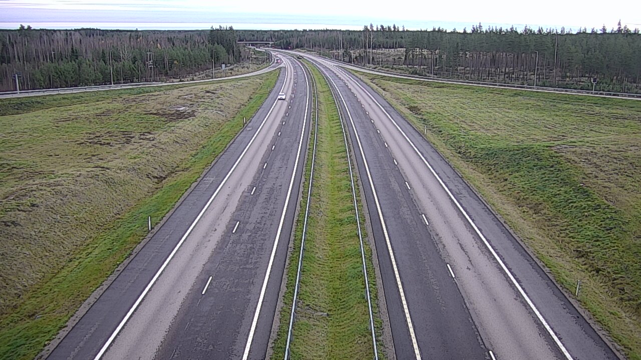 Weather Camera Image Väg 7 Vederlax, Saarasjärvi, Virolahti, Kymenlaakso