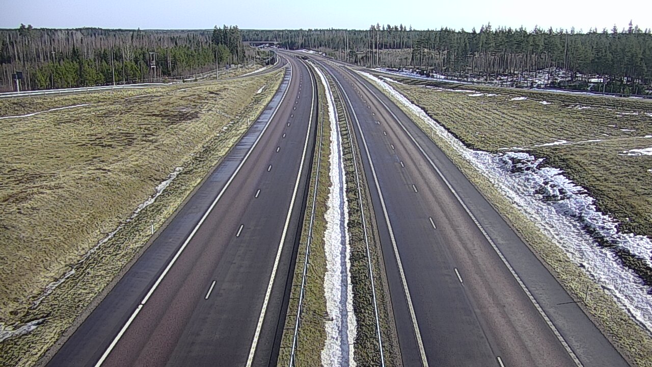 Weather Camera Image Väg 7 Vederlax, Saarasjärvi, Virolahti, Kymenlaakso