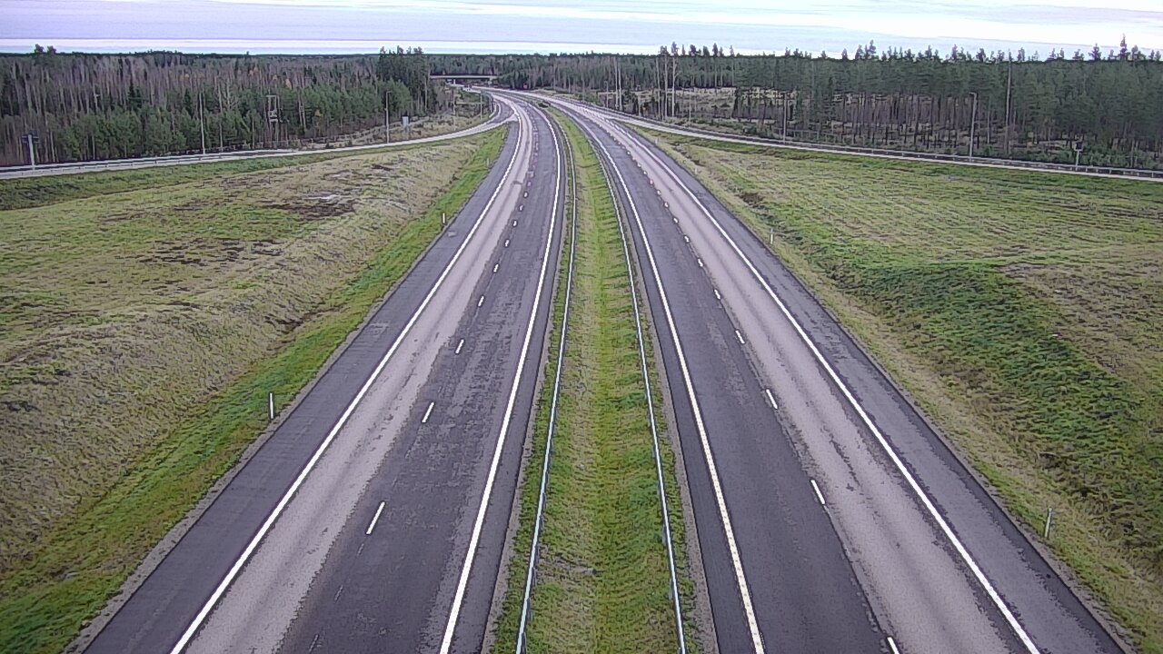 Weather Camera Image Väg 7 Vederlax, Saarasjärvi, Virolahti, Kymenlaakso
