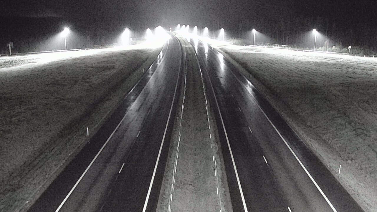 Weather Camera Image Väg 7 Vederlax, Saarasjärvi, Virolahti, Kymenlaakso