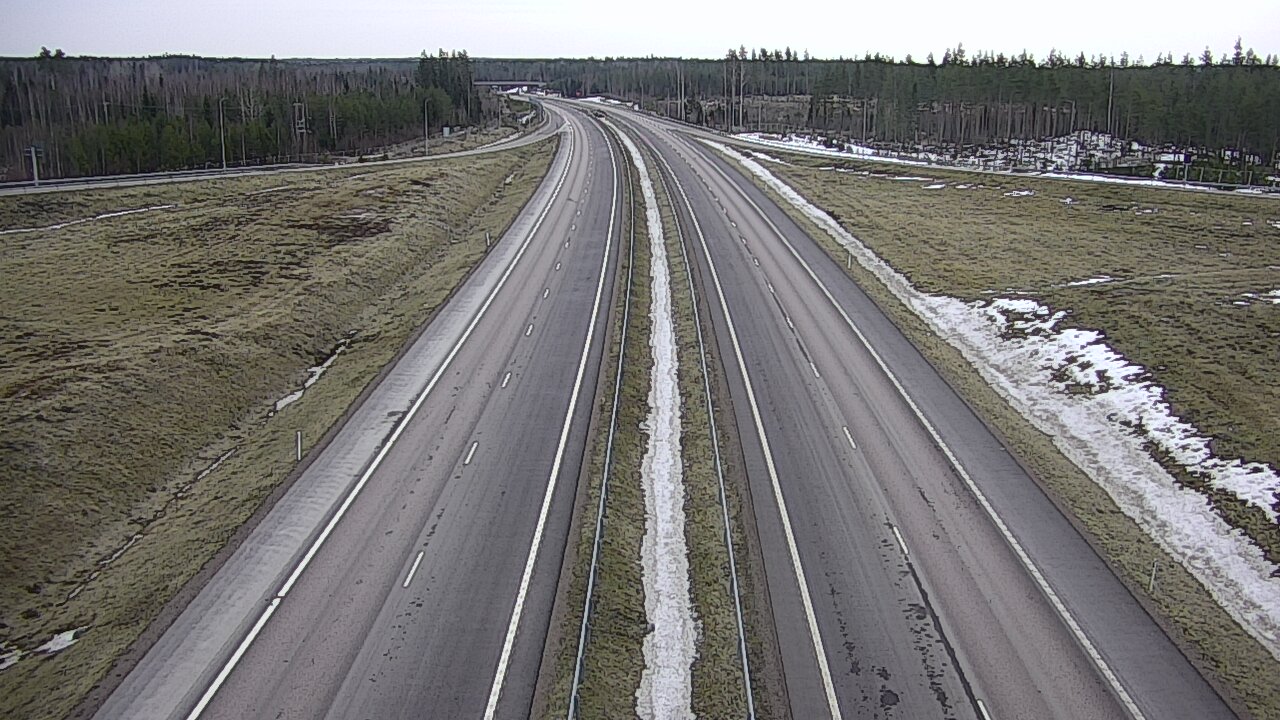 Weather Camera Image Väg 7 Vederlax, Saarasjärvi, Virolahti, Kymenlaakso
