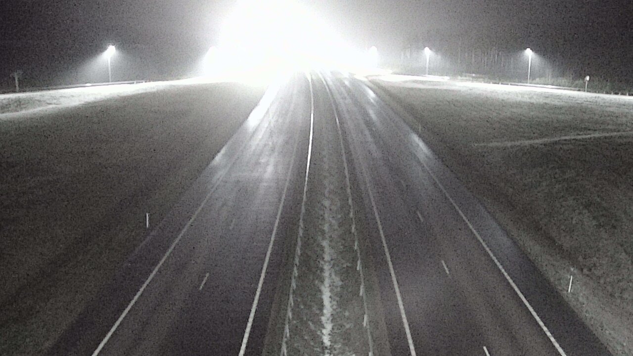 Weather Camera Image Väg 7 Vederlax, Saarasjärvi, Virolahti, Kymenlaakso