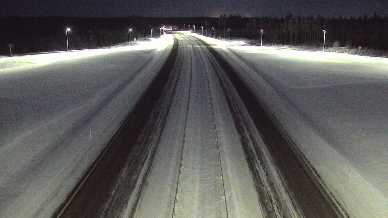 Weather Camera Image Väg 7 Vederlax, Saarasjärvi, Virolahti, Kymenlaakso