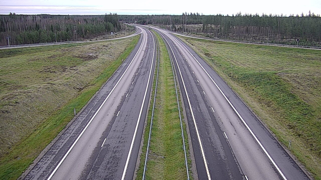 Weather Camera Image Väg 7 Vederlax, Saarasjärvi, Virolahti, Kymenlaakso