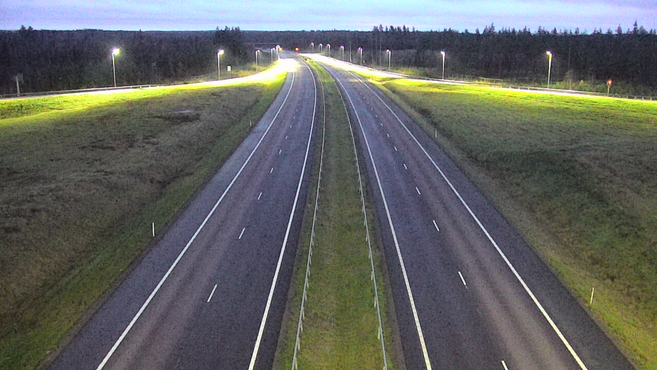 Weather Camera Image Väg 7 Vederlax, Saarasjärvi, Virolahti, Kymenlaakso