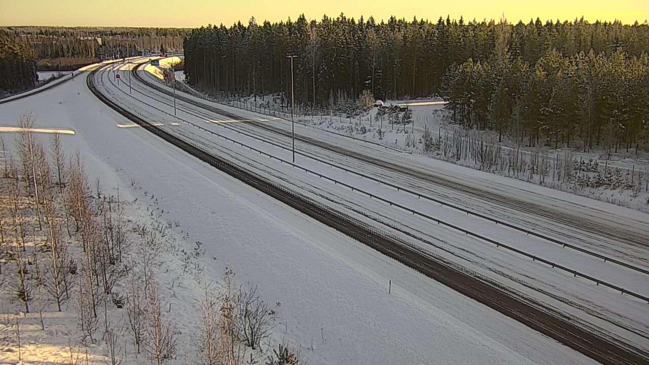 Weather Camera Image Road 7 Virolahti, Vaalimaa, Lappeenrannantie, Virolahti, Kymenlaakso