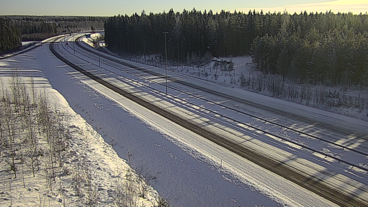 Weather Camera Image Road 7 Virolahti, Vaalimaa, Lappeenrannantie, Virolahti, Kymenlaakso