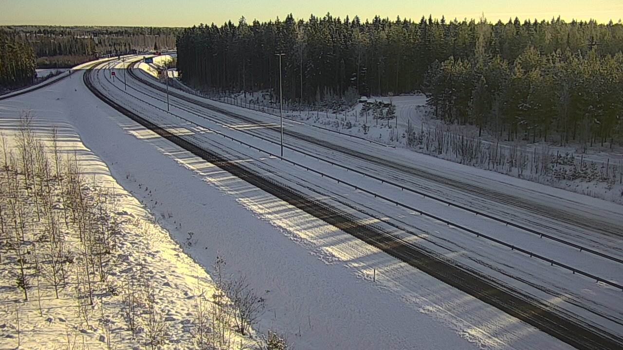 Weather Camera Image Road 7 Virolahti, Vaalimaa, Lappeenrannantie, Virolahti, Kymenlaakso