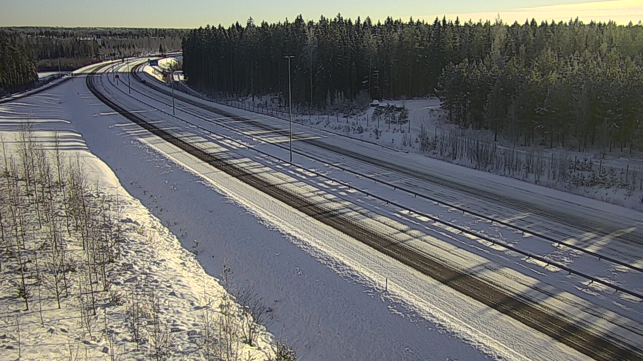 Weather Camera Image Road 7 Virolahti, Vaalimaa, Lappeenrannantie, Virolahti, Kymenlaakso