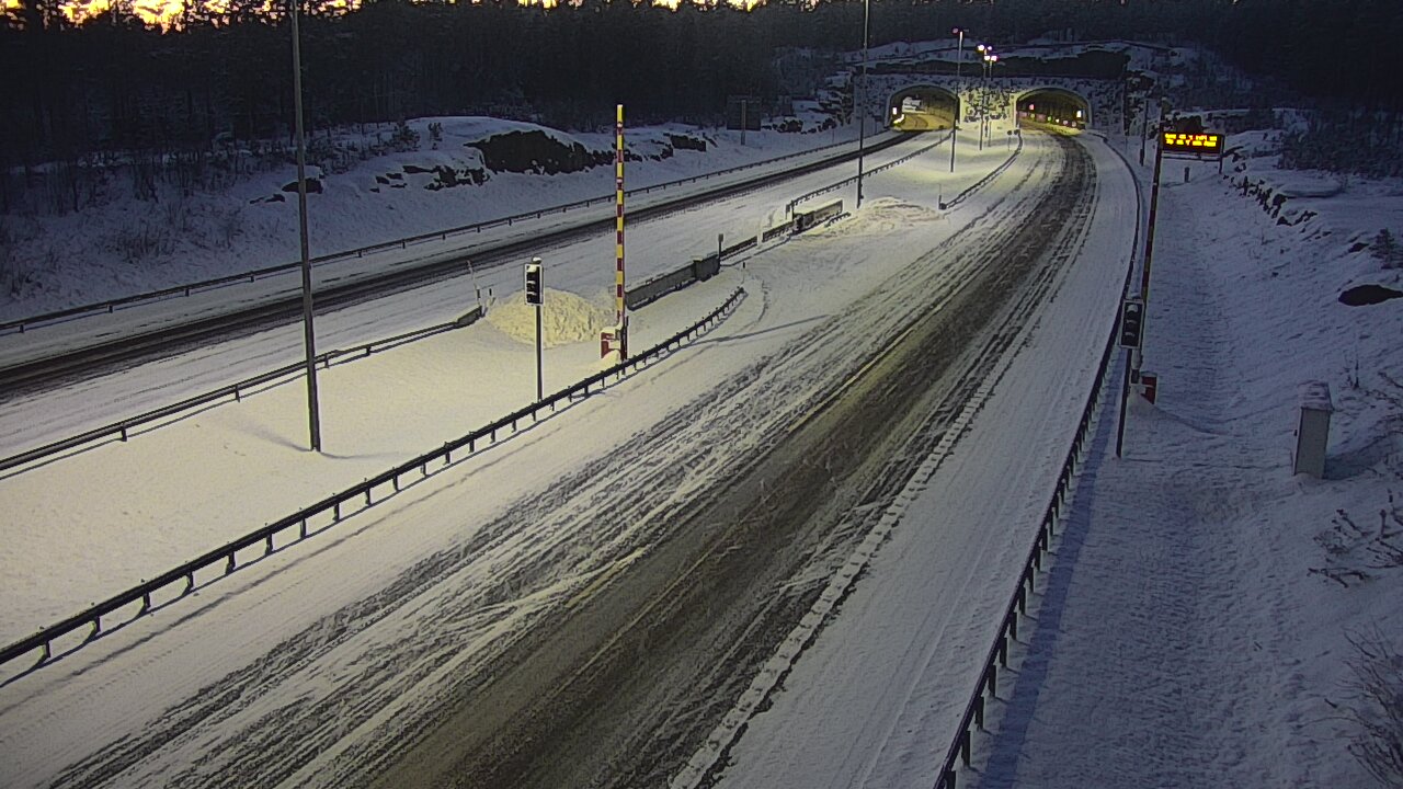Kelikamerat Kuva Tie 7 Virolahti, Vaalimaan tunneli, puomi itä, Virolahti, Kymenlaakso