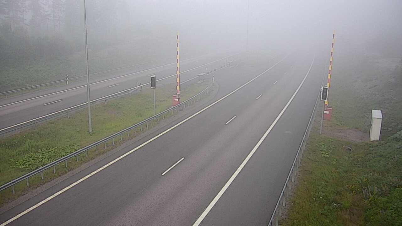 Weather Camera Image Road 7 Virolahti, Vaalimaan tunneli, boom east, Virolahti, Kymenlaakso