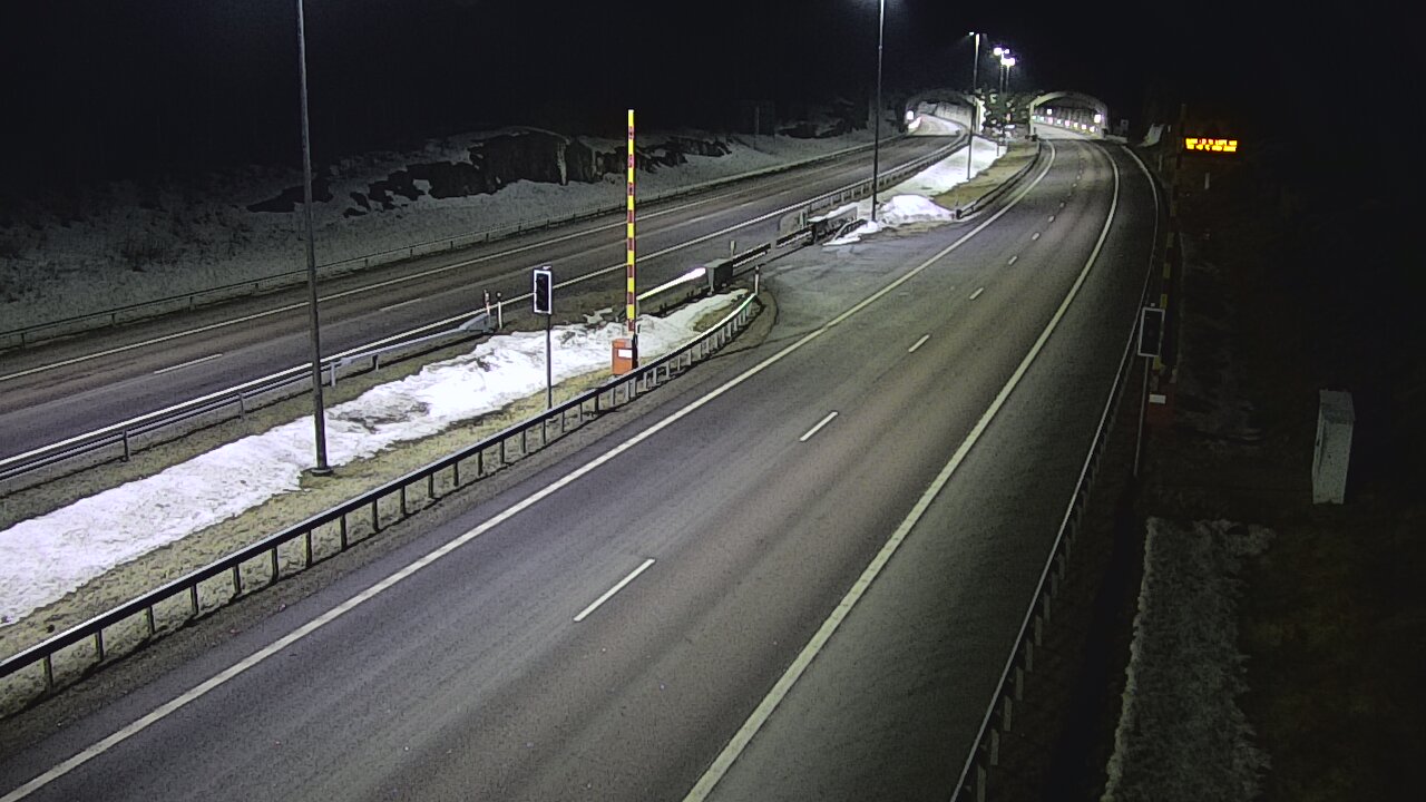 Weather Camera Image Road 7 Virolahti, Vaalimaan tunneli, boom east, Virolahti, Kymenlaakso