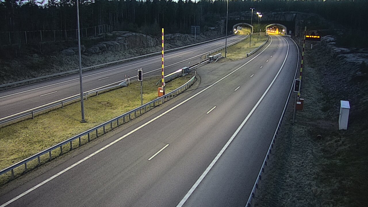 Kelikamerat Kuva Tie 7 Virolahti, Vaalimaan tunneli, puomi itä, Virolahti, Kymenlaakso