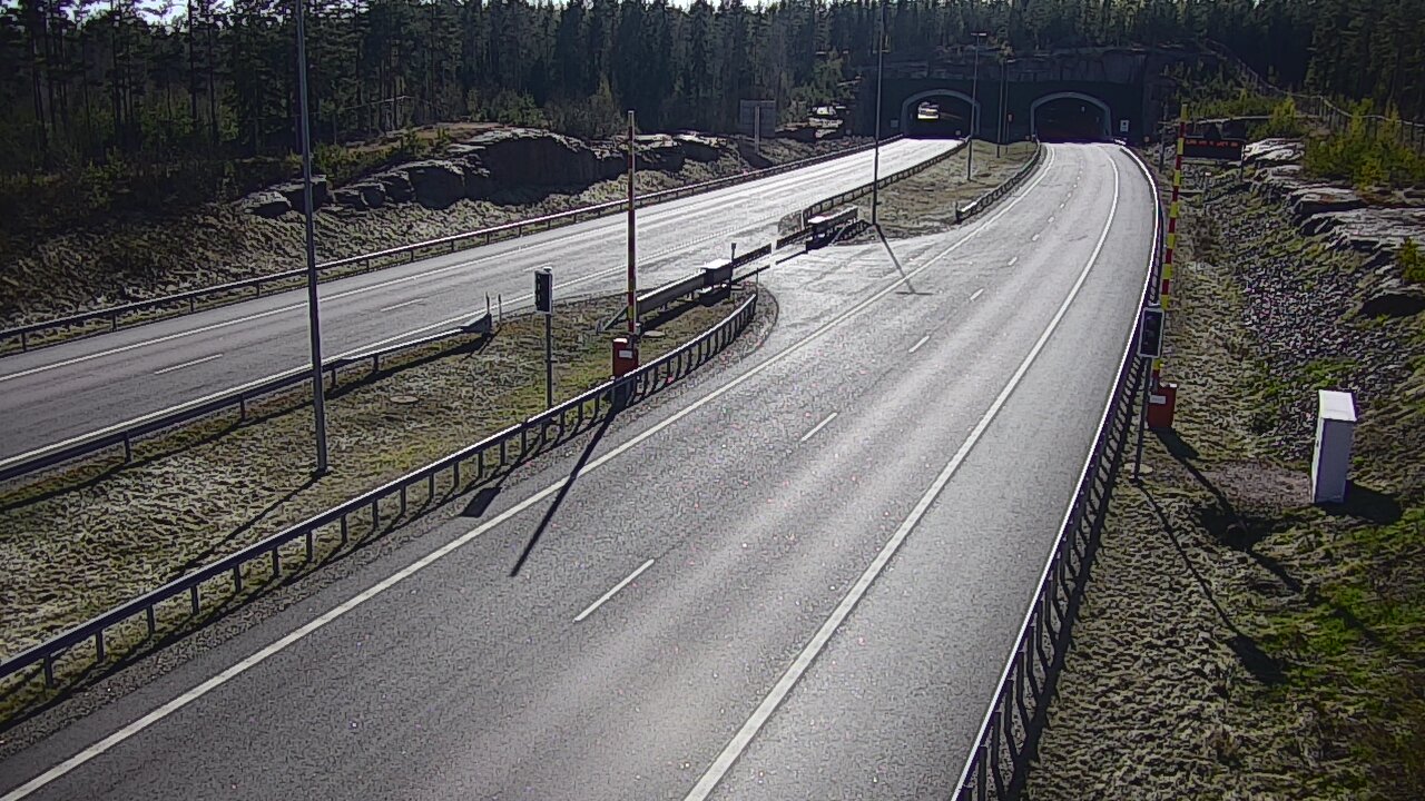 Kelikamerat Kuva Tie 7 Virolahti, Vaalimaan tunneli, puomi itä, Virolahti, Kymenlaakso