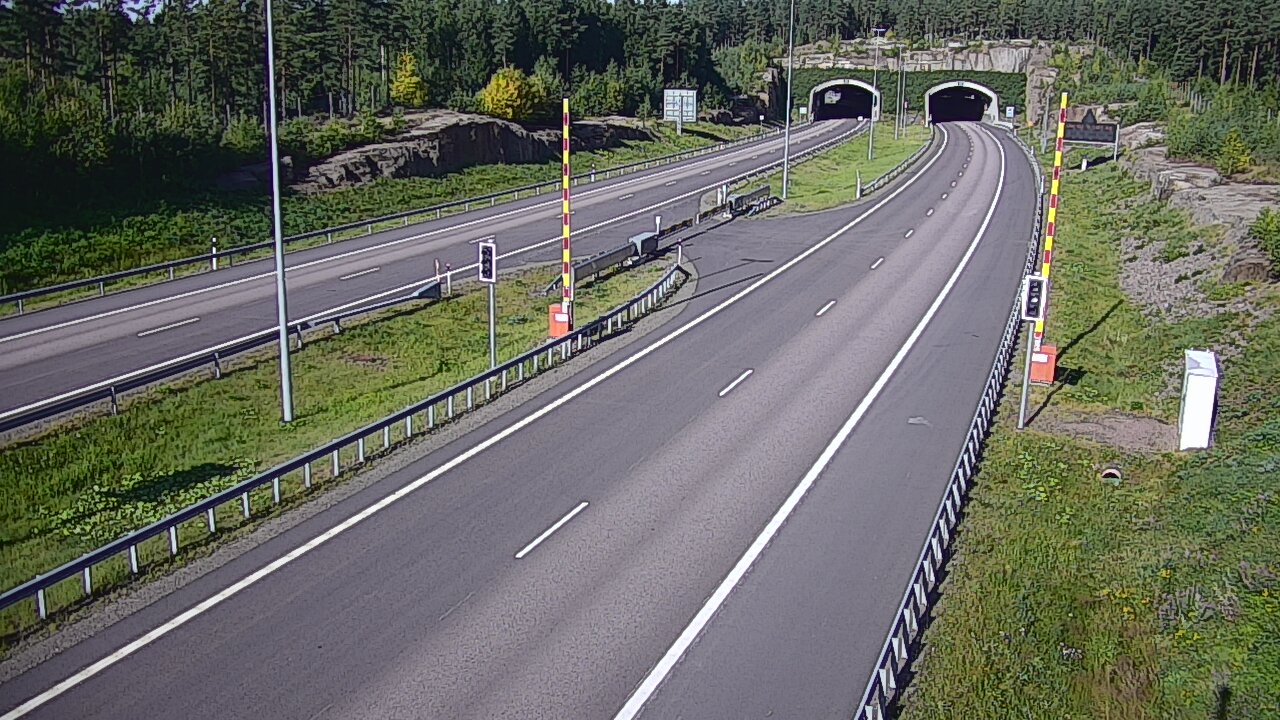 Weather Camera Image Road 7 Virolahti, Vaalimaan tunneli, boom east, Virolahti, Kymenlaakso
