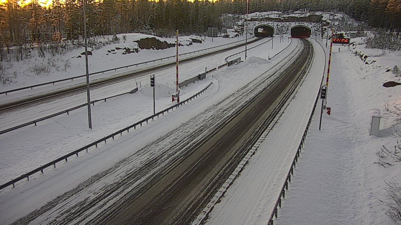 Kelikamerat Kuva Tie 7 Virolahti, Vaalimaan tunneli, puomi itä, Virolahti, Kymenlaakso