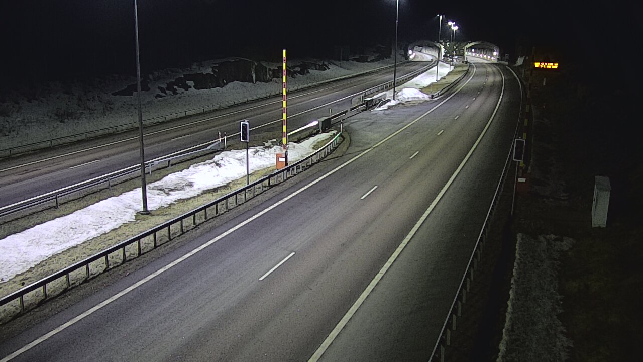 Weather Camera Image Road 7 Virolahti, Vaalimaan tunneli, boom east, Virolahti, Kymenlaakso