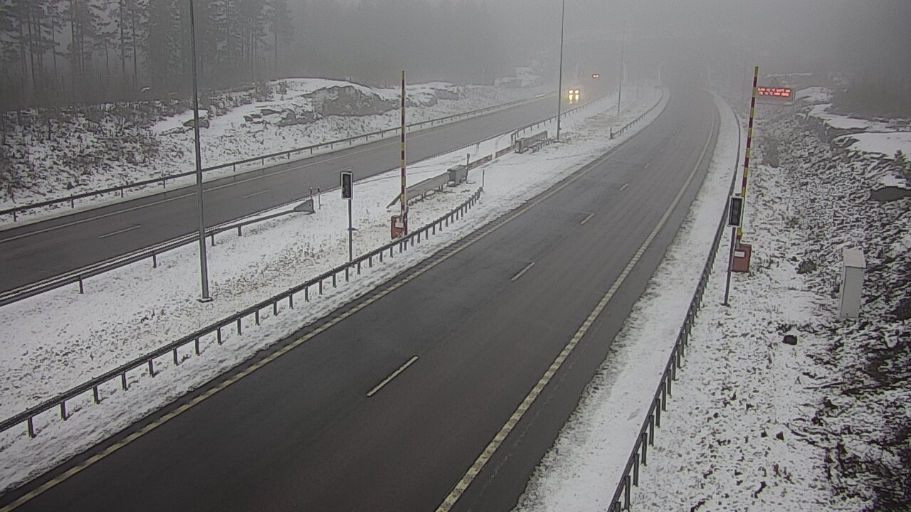 Weather Camera Image Väg 7 Vederlax, Vaalimaan tunneli, bom öst, Virolahti, Kymenlaakso