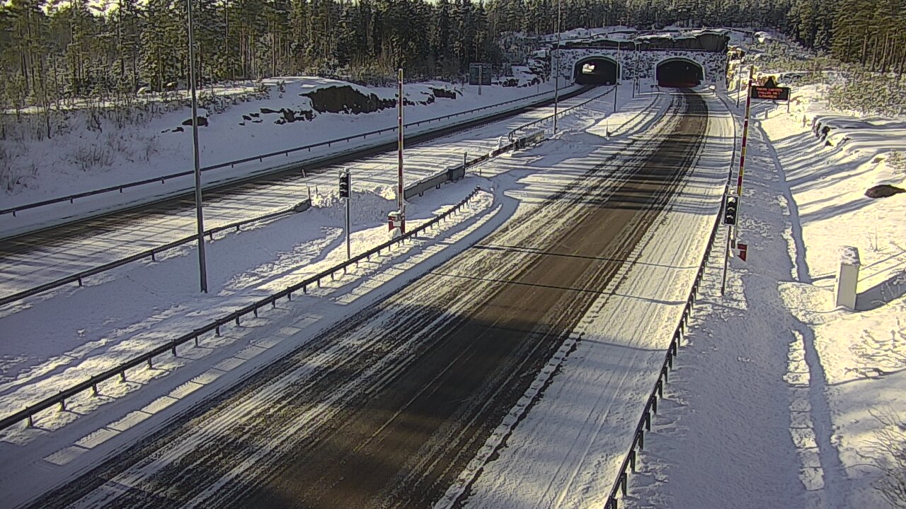 Weather Camera Image Road 7 Virolahti, Vaalimaan tunneli, boom east, Virolahti, Kymenlaakso