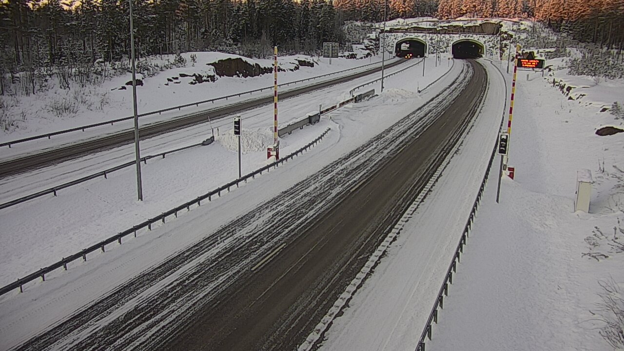 Kelikamerat Kuva Tie 7 Virolahti, Vaalimaan tunneli, puomi itä, Virolahti, Kymenlaakso