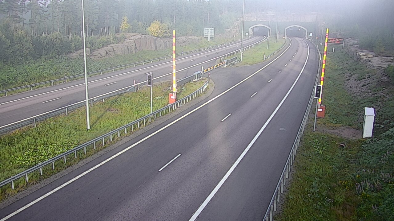 Weather Camera Image Road 7 Virolahti, Vaalimaan tunneli, boom east, Virolahti, Kymenlaakso