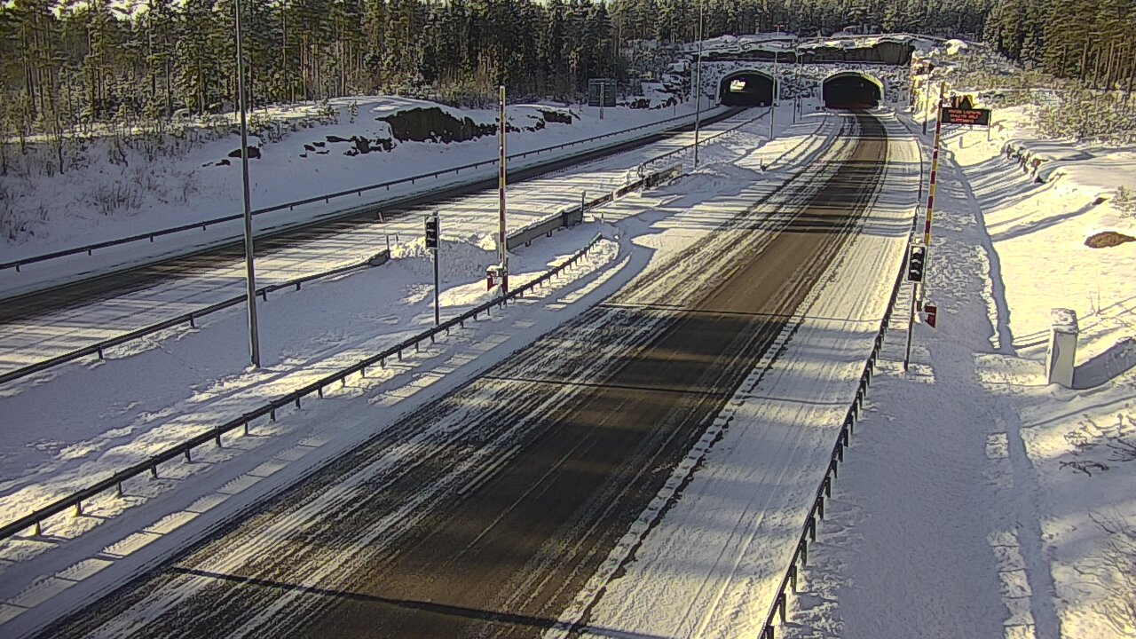 Weather Camera Image Road 7 Virolahti, Vaalimaan tunneli, boom east, Virolahti, Kymenlaakso