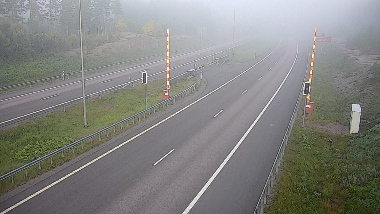 Weather Camera Image Road 7 Virolahti, Vaalimaan tunneli, boom east, Virolahti, Kymenlaakso