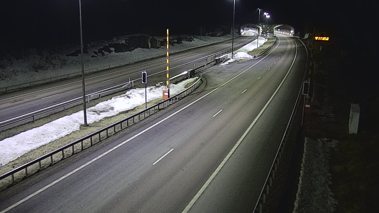 Weather Camera Image Road 7 Virolahti, Vaalimaan tunneli, boom east, Virolahti, Kymenlaakso