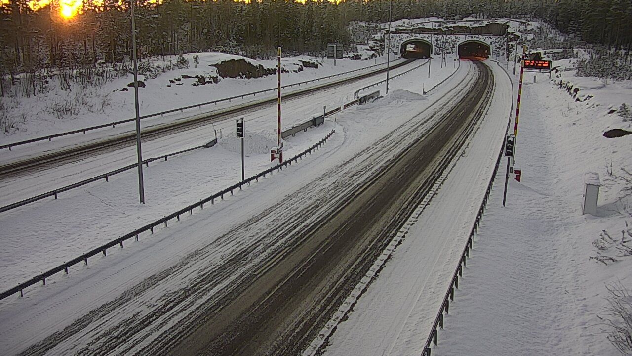 Kelikamerat Kuva Tie 7 Virolahti, Vaalimaan tunneli, puomi itä, Virolahti, Kymenlaakso