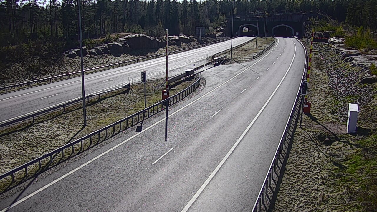 Kelikamerat Kuva Tie 7 Virolahti, Vaalimaan tunneli, puomi itä, Virolahti, Kymenlaakso